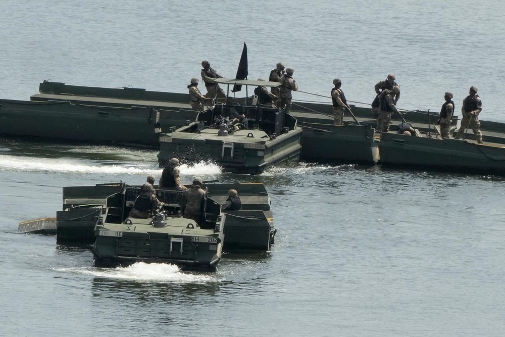 The U.S. Army's soldiers conduct a training exercise on a river in Yeoncheon, South Korea, near the border with North Korea, Tuesday, Aug. 18, 2026 (AP)