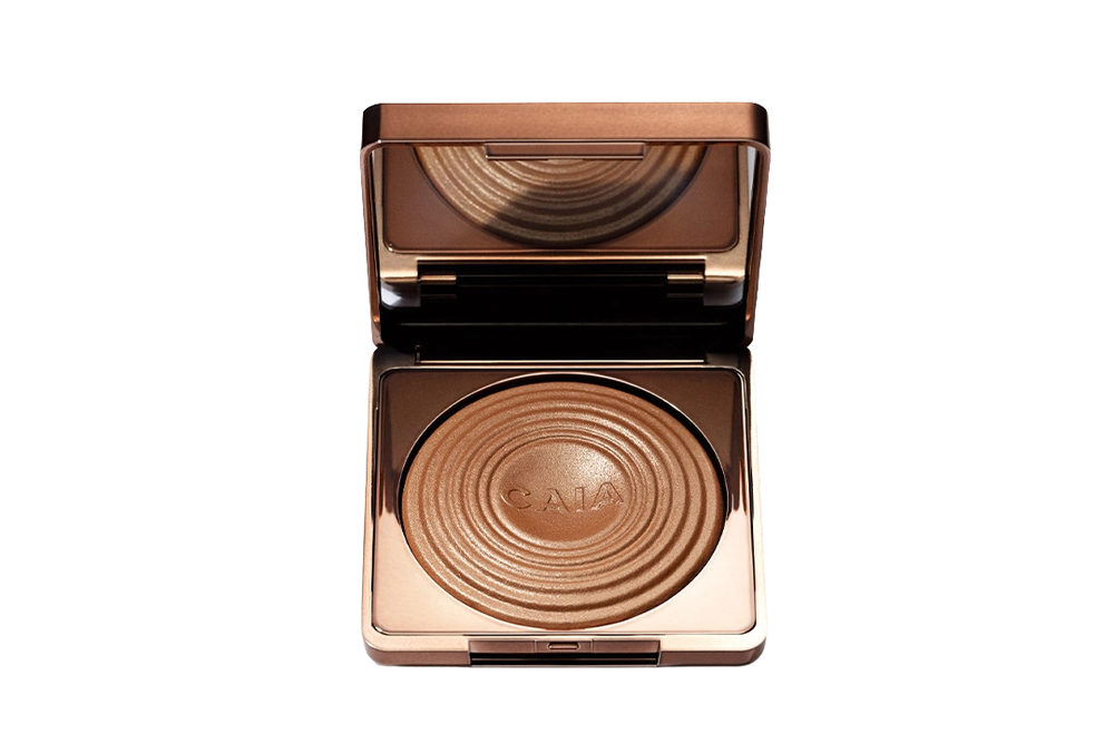 Image from: Keely Hodgkinson’s MUA reveals the exact products behind her race-day look