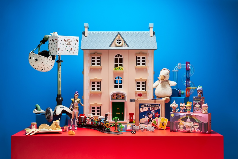 Image from: Singing Demon Hunters and doll’s houses – the toys tipped as festive bestsellers