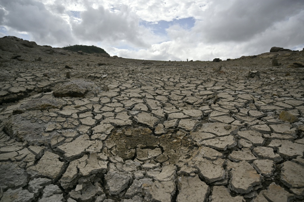 A view of dry soil in Honduras caused by the El Nino affect (AFP/Getty)