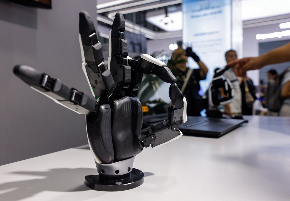 Robotera XHAND 1 robotic hands at the company's booth at the 2026 World Robot Conference, in Beijing, China, August 20, 2026. REUTERS/Maxim Shemetov (Reuters)
