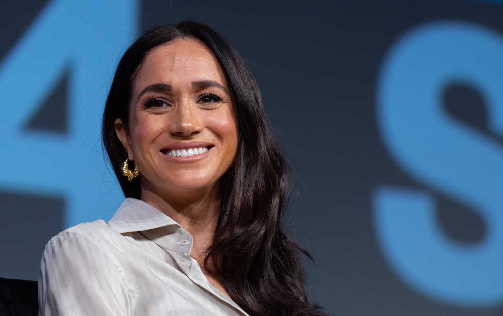 Image from: Prince Harry and Meghan latest: Family ‘lands in UK’ in surprise move from California