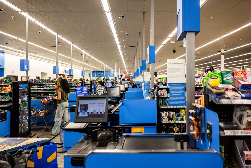 Walmart is changing how shoppers pay (AFP/Getty)