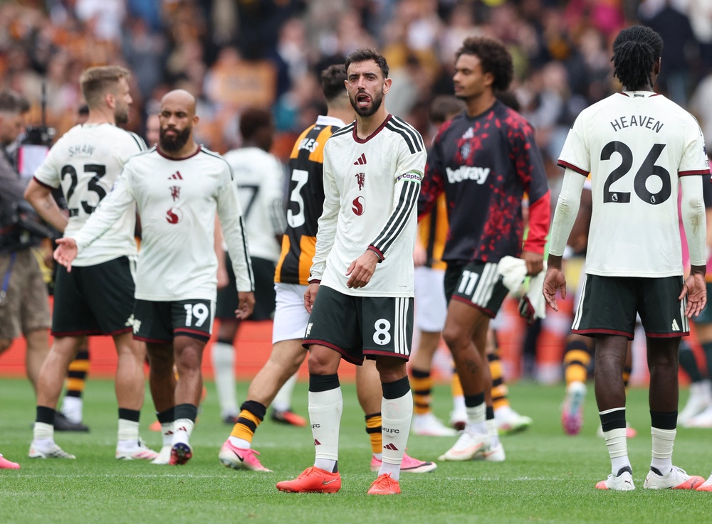 Manchester United’s Bruno Fernandes looks dejected after the match (Reuters)
