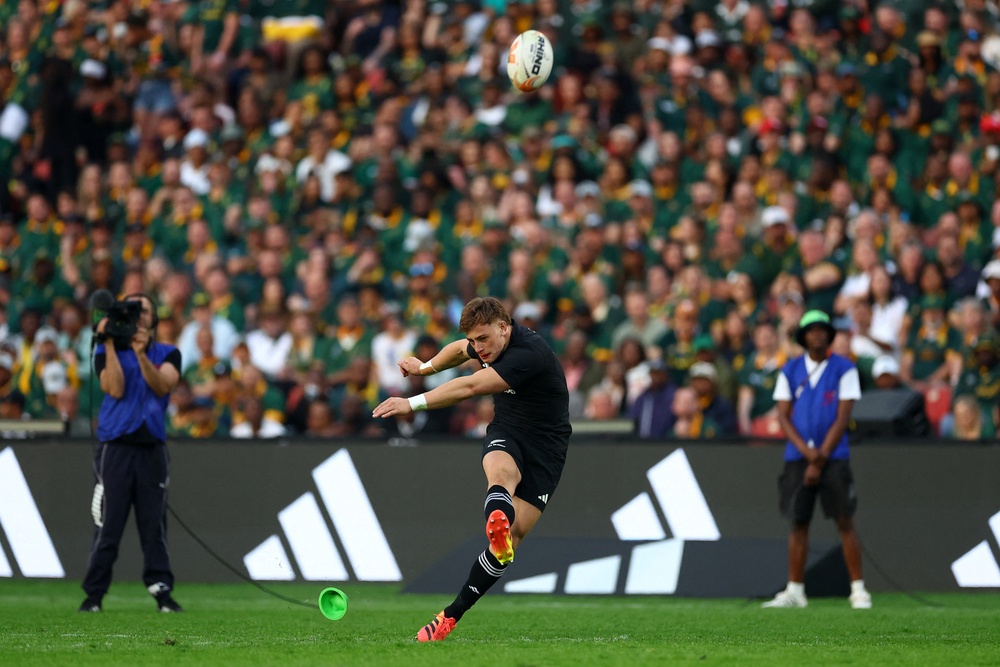 Ruben Love adds the conversion (Reuters)