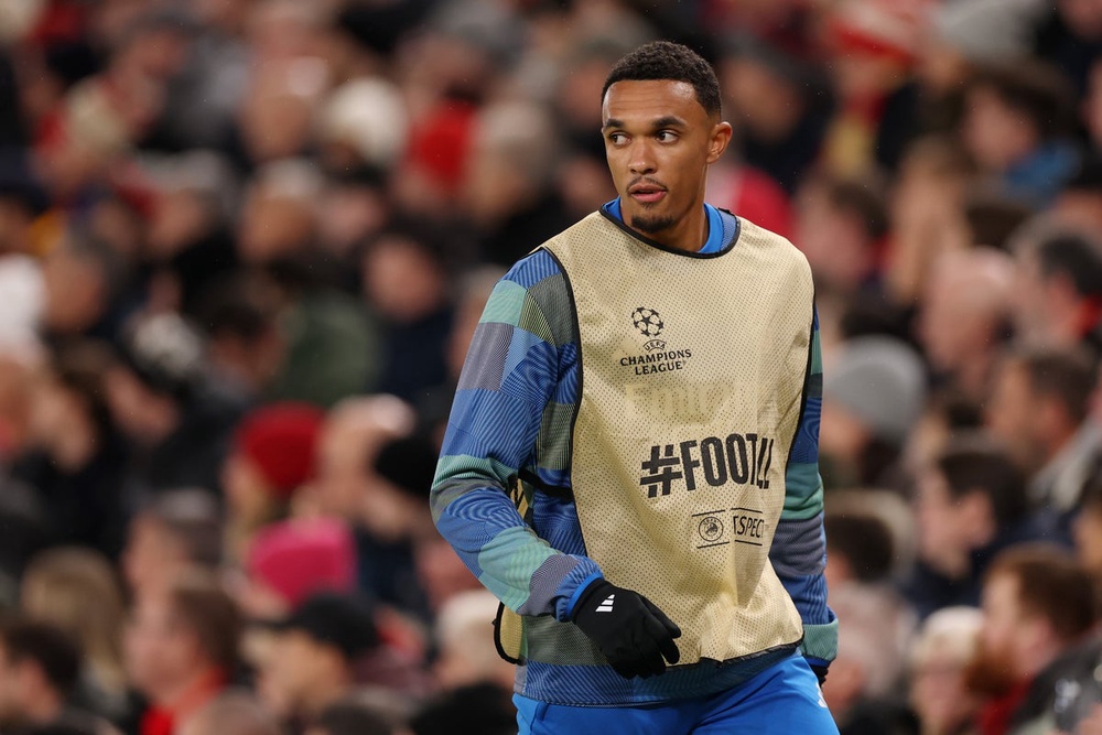 Image from: Newcastle vs Liverpool LIVE: Dominik Szoboszlai scores dramatic late penalty to rescue point for Reds