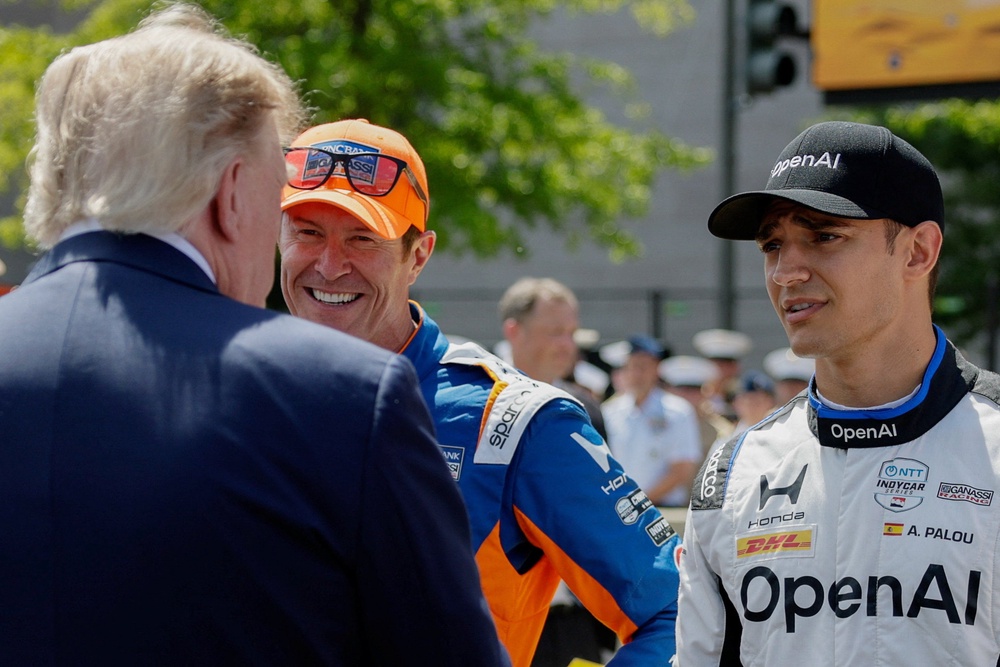 New Zealand racing driver Scott Dixon and Spanish racing driver Alex Palou meet with President Donald Trump (Reuters)