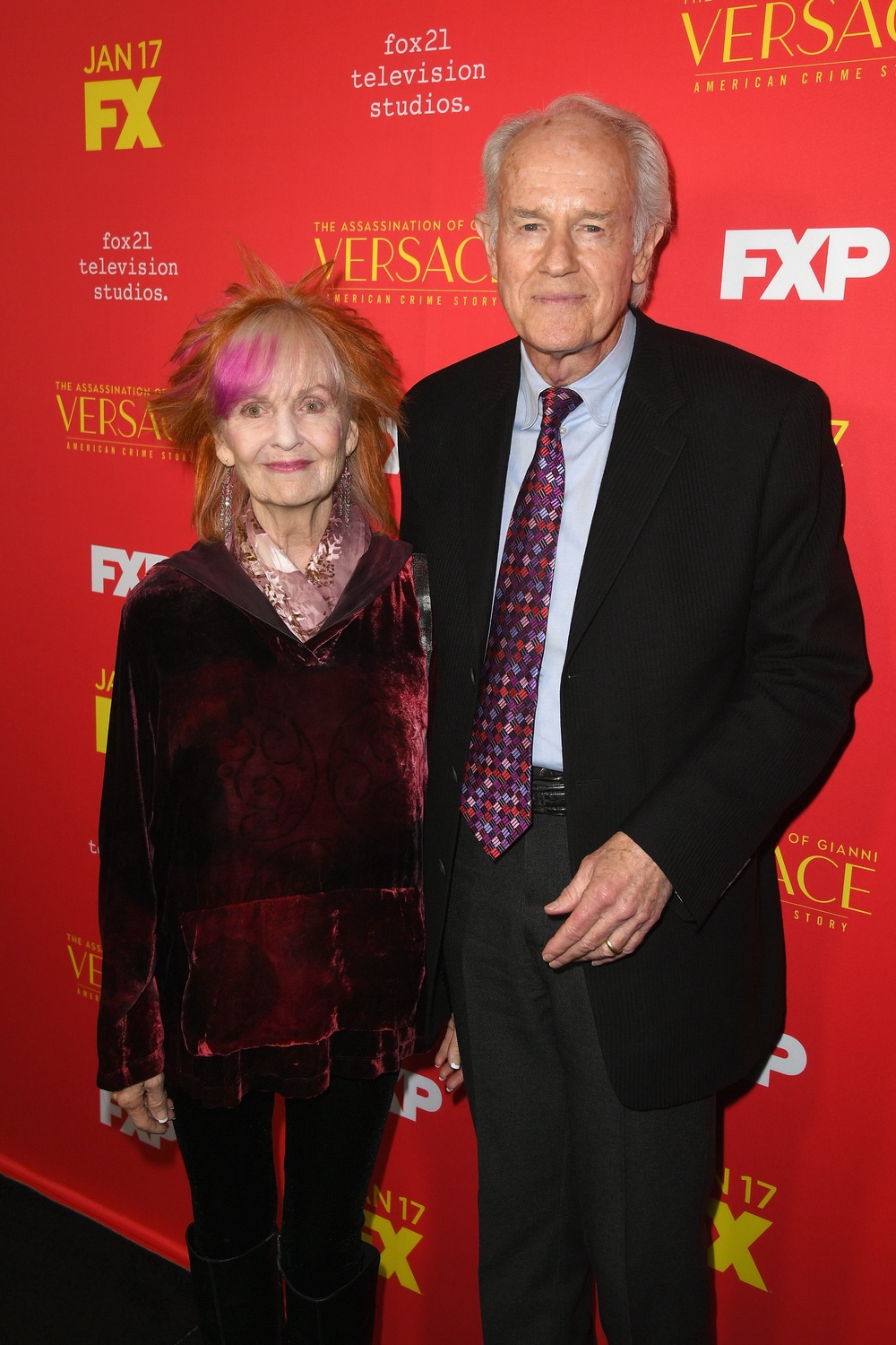 Shelley Fabares is survived by her husband, actor Mike Farrell, whom she married in 1984, and stepchildren Erin and Michael (Getty)