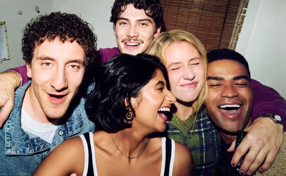 Adults: The sitcom follows five twentysomething friends as they navigate life in New York (Disney+)