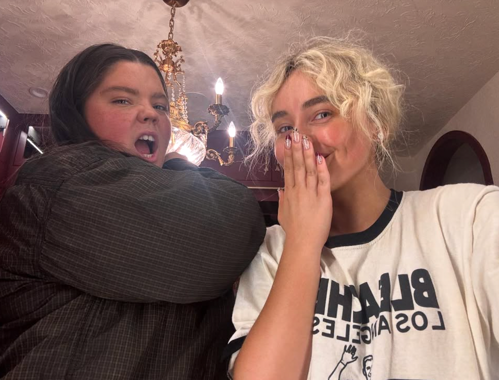 Sabrina Carpenter’s bestie Paloma Sandoval gives fans an inside look into the singer’s life and their friendship (Instagram via @palomaidaliasandoval)