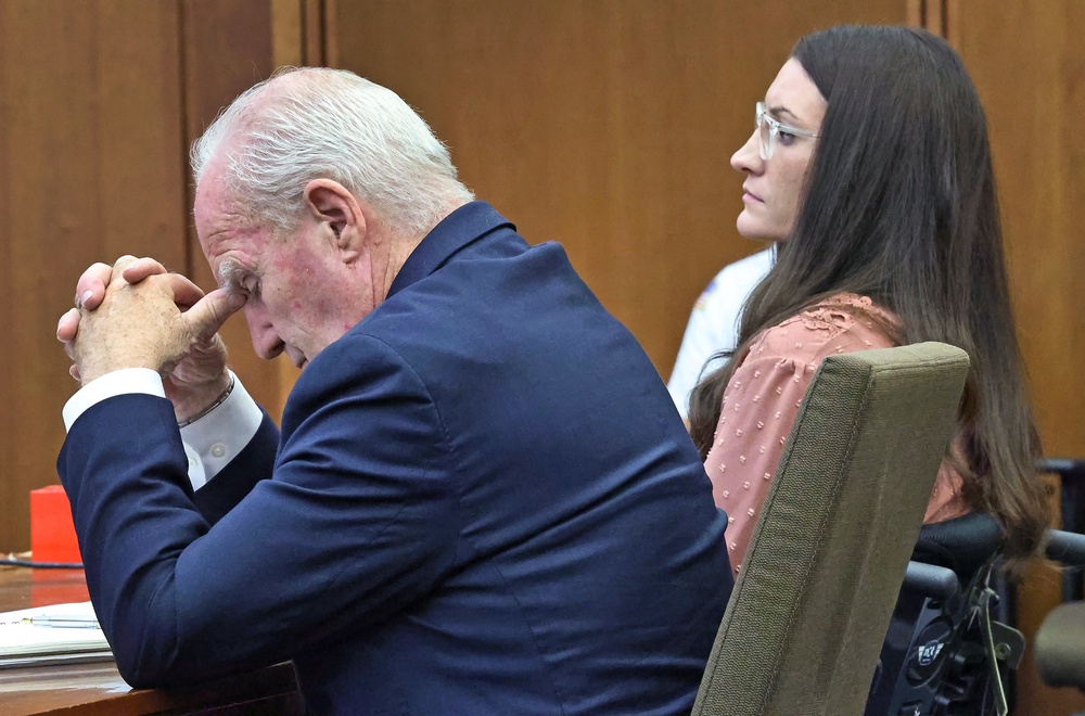 The trial will resume with defense attorney Kevin Reddington questioning forensic psychologist Kirk Heilbrun (USA Today 2026)