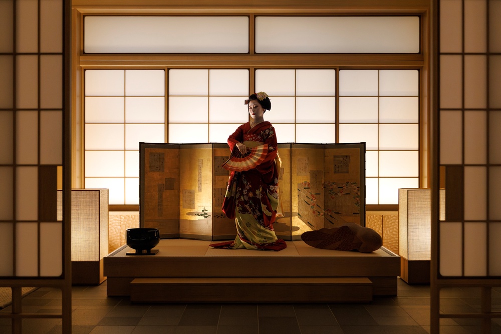 'Capella Curates' experiences include a maiko performance (Capella Kyoto)