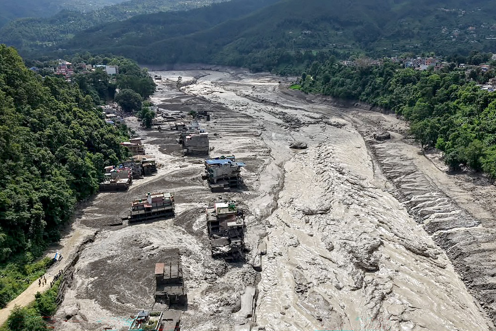 Image from: Nepal flash floods latest: 12 Britons among hundreds of tourists missing as 22 dead near Tibet border