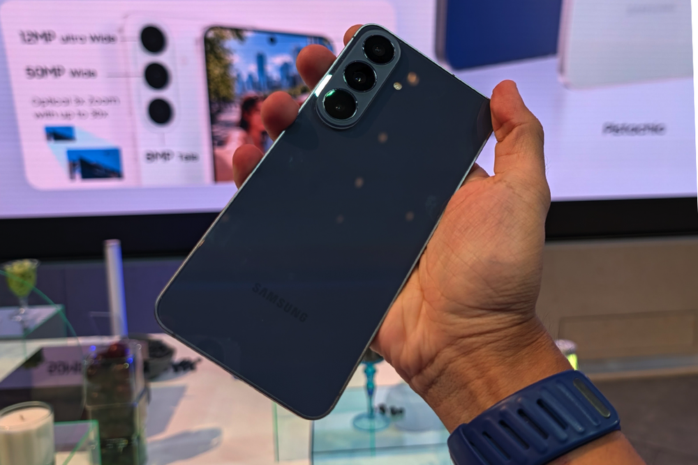 The phone ditches the individual camera rings on its predecessor (Alex Lee/The Independent)