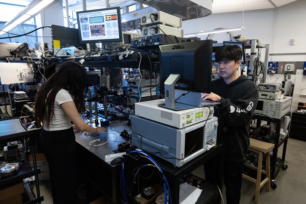 One job experts recommend for college students is a research assistant. The position gives students more exposure to their are of study, helps them learn from professors who are experts in the field, and can create important connections for post-graduation jobs (AFP via Getty Images)