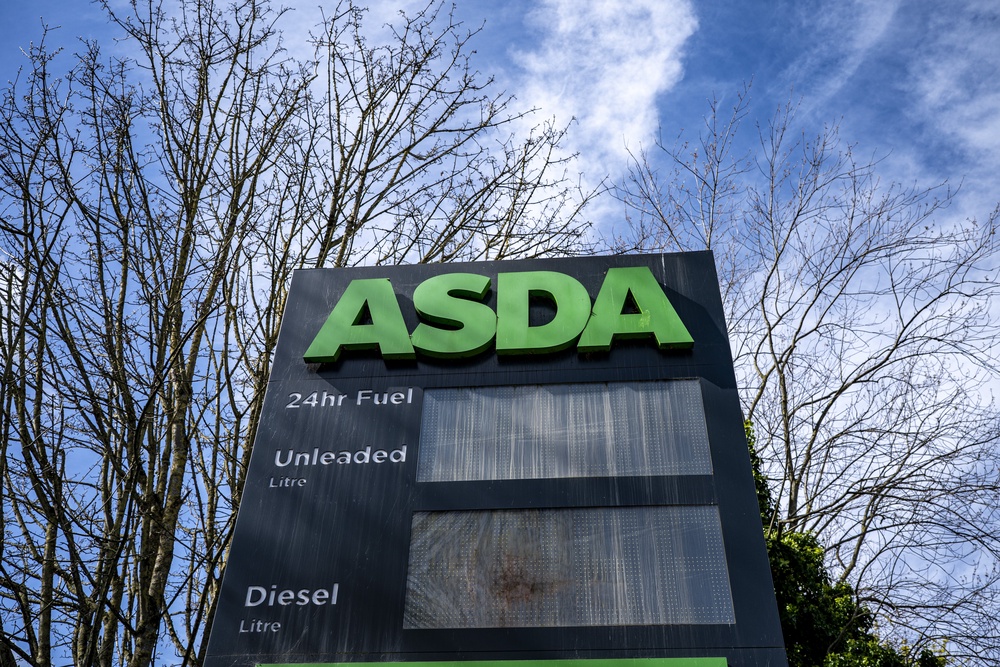 Like-for-like sales for the first seven weeks of the current quarter, excluding fuel, have risen by 0.2 per cent