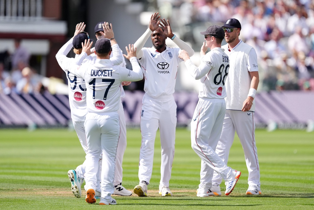 Jofra Archer and Sussex teammate Ollie Robinson proved a potent pairing on day two at Lord’s (PA)