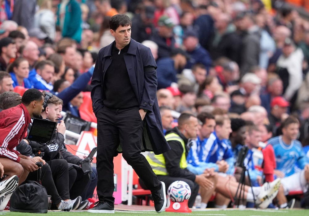 Andoni Iraola was not happy with the fourth official (PA)