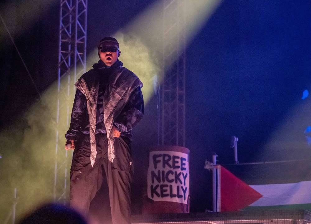 Closing their set, Kneecap performed THE RECAP, their 2025 track which confronts the media scrutiny and political backlash the band faced for their pro-Palestine stance and police investigations (PA)