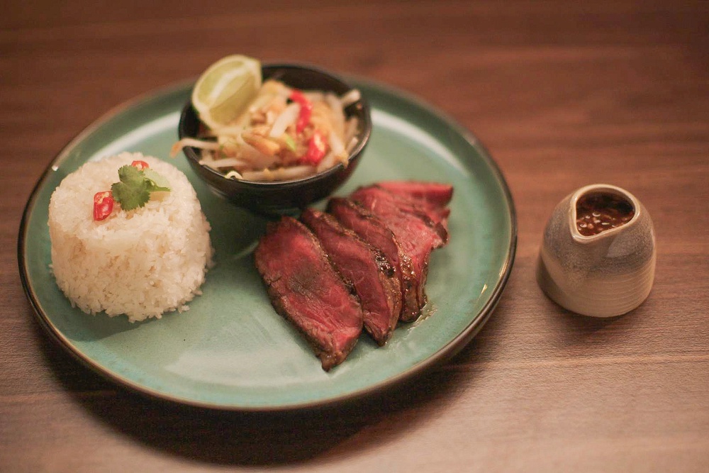 Emily Steel’s Thai marinated fillet steak comes with sticky rice, papaya salad and a seriously fiery nam jim (BBC/MasterChef)