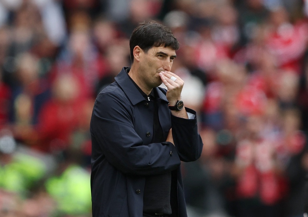 Andoni Iraola has added to his goalkeeping options (Reuters)
