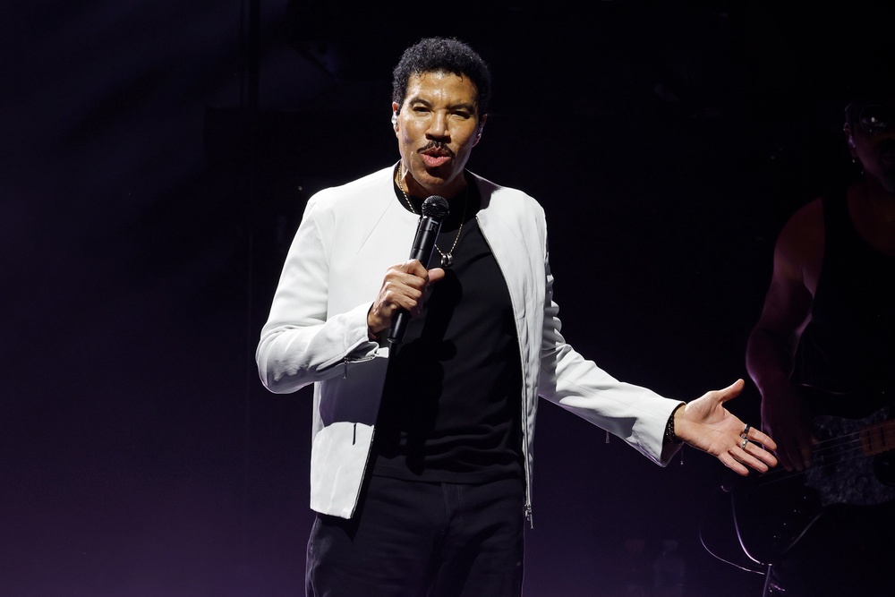 Lionel Richie has canceled three of his shows (Getty)