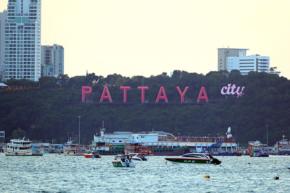 Pattaya beach ahead of the arrival for the USS Abraham Lincoln aircraft carrier (Getty)