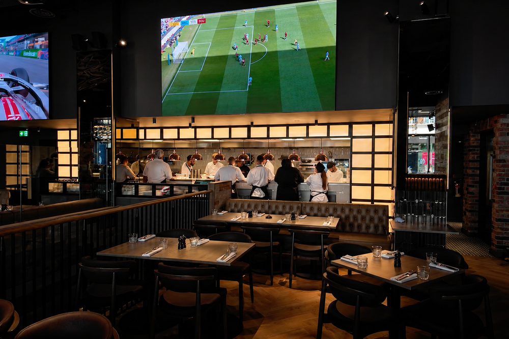 Poutine, Premier League and plenty of screens are coming to Kensington (La Cage)