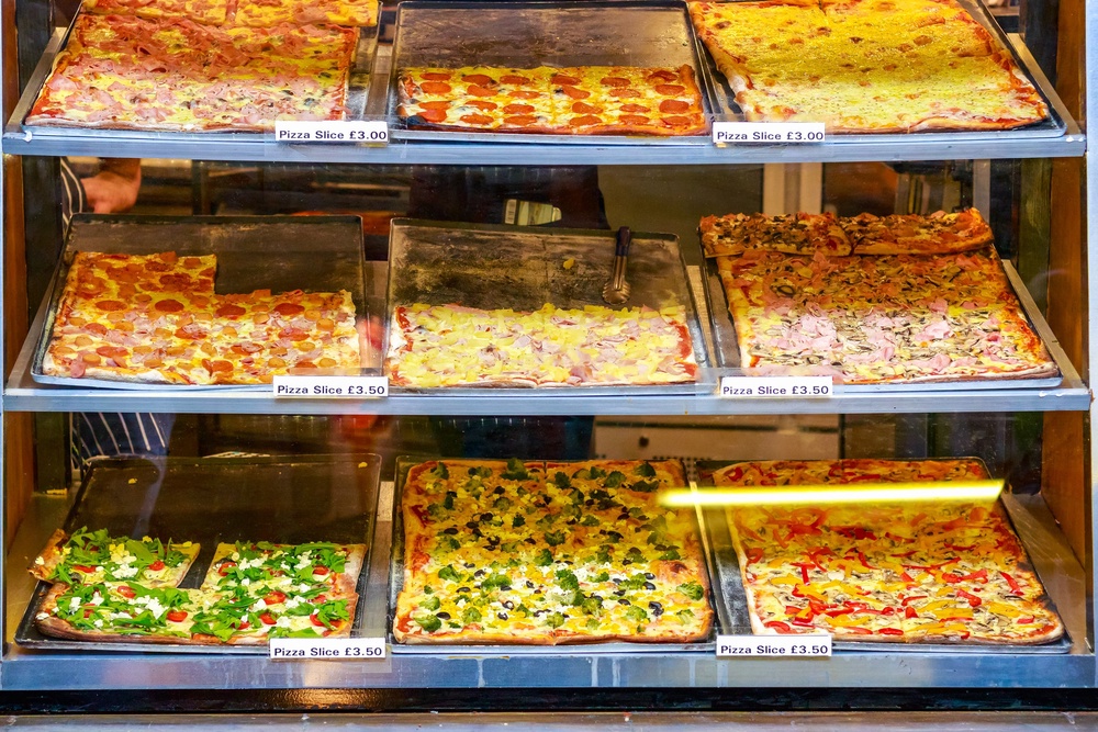 A few pounds and a paper plate, and lunch is sorted (Getty/iStock)