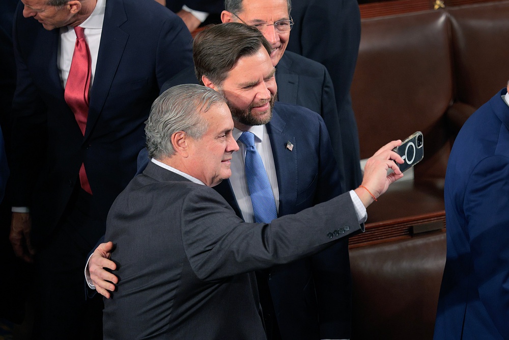 A picture with Vice President JD Vance has been priced at $35,000 (Getty)