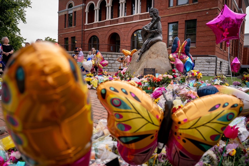 Fans will have new ways to show their love for the iconic singer and songwriter (AP Photo/Camden Hall)