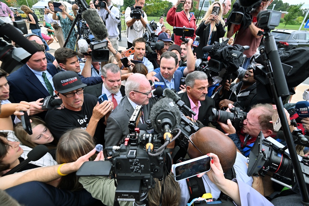 Kevin Reddington, lawyer for Lindsay Clancy, center, is surrounded by reporters as he leaves Plymouth Superior Court where the jury will return in the morning to continue deliberating in the murder trial of Lindsay Clancy for the 2023 killing of her three children, Thursday, Sept. 3, 2026., in Plymouth, Mass. (AP Photo/Josh Reynolds ) (Copyright The Associated Press 2026. All Rights)
