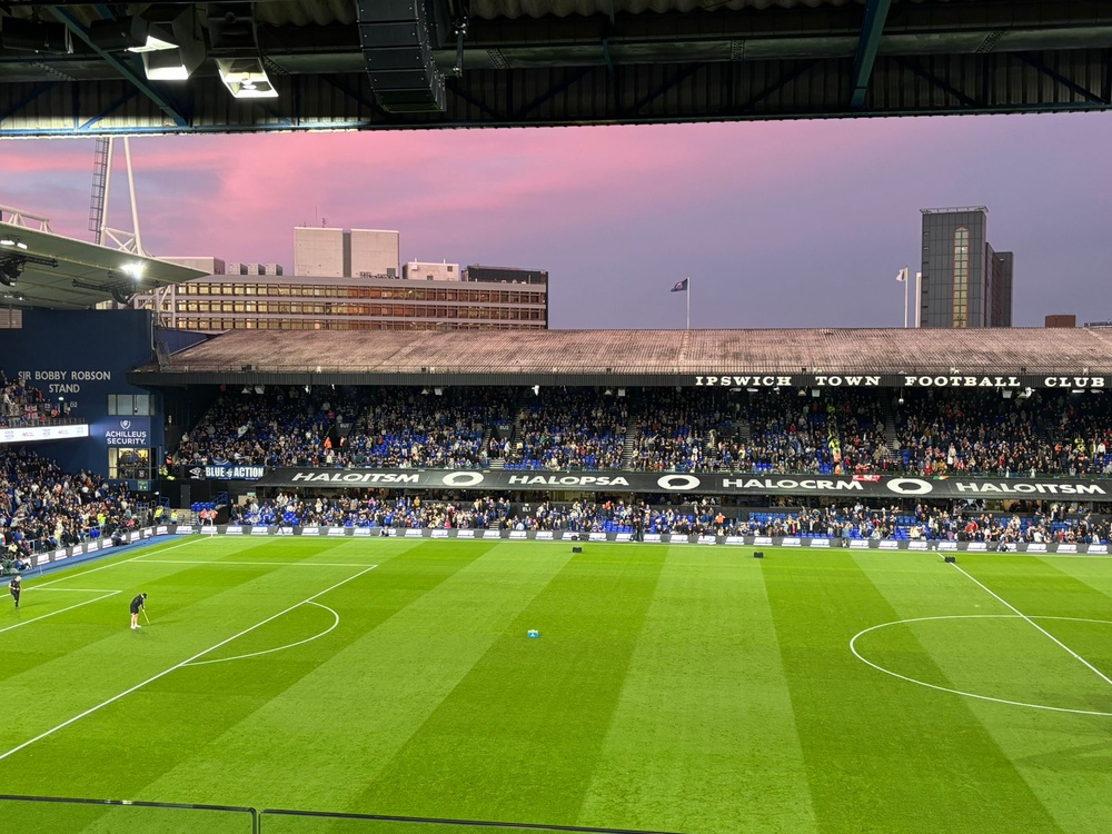 Portman Road, Ipswich vs Liverpool (The Independent)