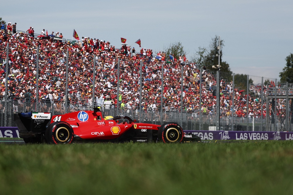  (Reuters)