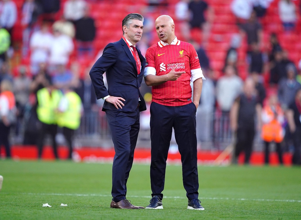 Image from: Liverpool v Atletico Madrid LIVE: Iraola offers Barcola injury update after summer signing limps off in win