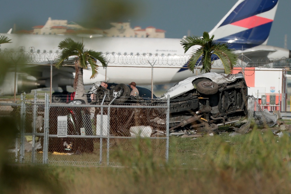 The Federal Aviation Administration said the aircraft, which was heading to Florida from Puerto Rico, crashed while landing at around 2 p.m. (Getty Images)