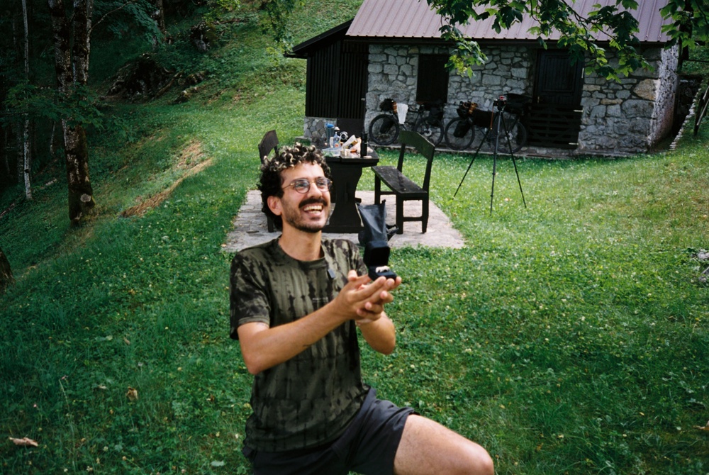 Karam Nwilati proposed to his two best friends on a bikepacking trip in Slovenia, and now they’re getting married as platonic life partners (Kristian Naydenov @thehumanchris / Santeri Lehtonen @santhur)