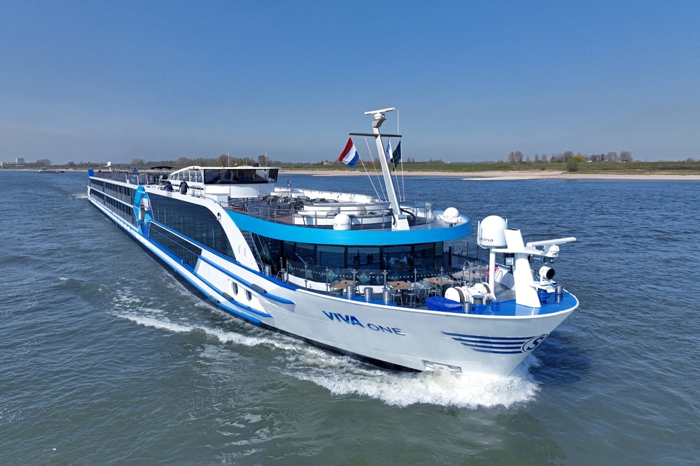 VIVA One will visit Christmas markets this winter (VIVA Crusies)