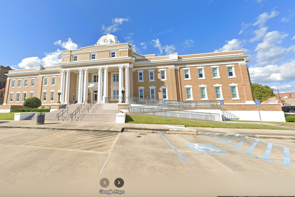 The Beauregard Parish Courthouse, where former DeRidder Mayor Misty Roberts was convicted of raping a 16-year-old boy at a pool party while she was serving as an elected official (Google)