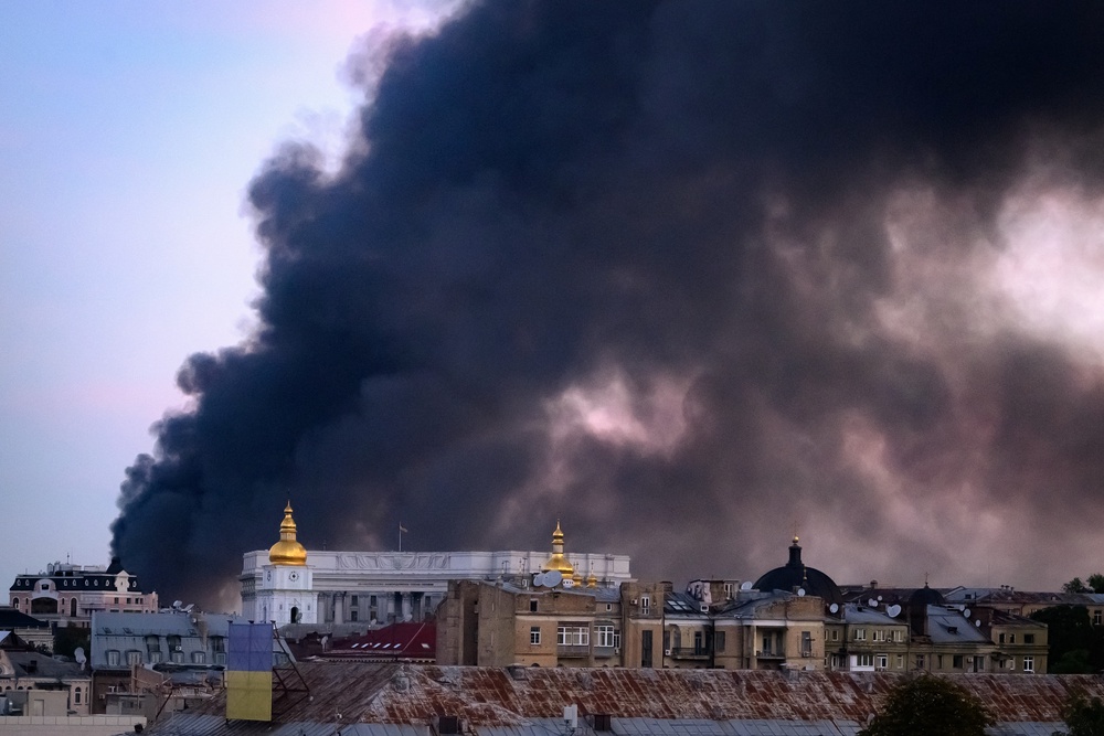 Image from: Ukraine-Russia war latest: Zelensky slams US and says Kyiv needs Starlink after Putin’s ‘horrifying’ bus attack