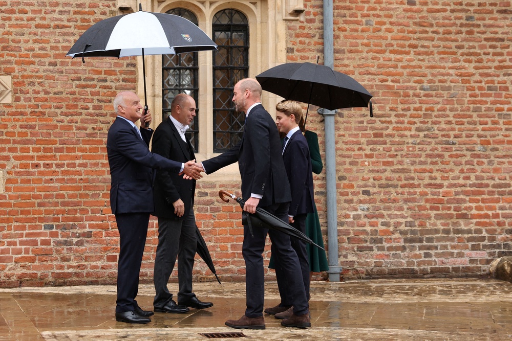 George, Kate, and William meet Eton’s headmaster Simon Henderson and the provost Sir Nicholas Coleridge (Getty)