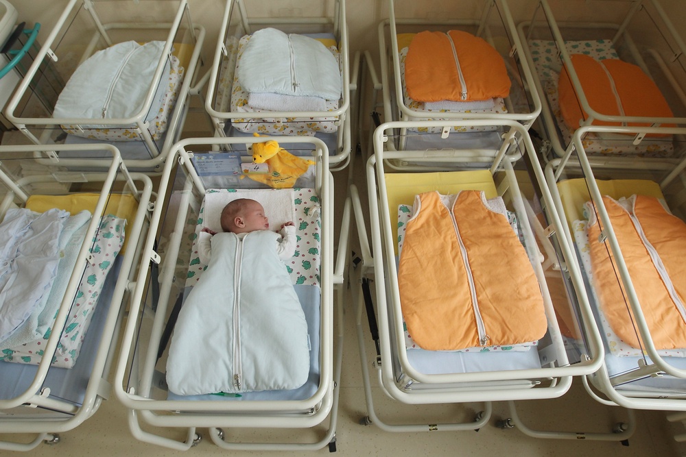 Court records show multiple lawsuits targeted patients shortly after childbirth, including postpartum checkups and delivery balances, with some women arrested while caring for infants (Getty)