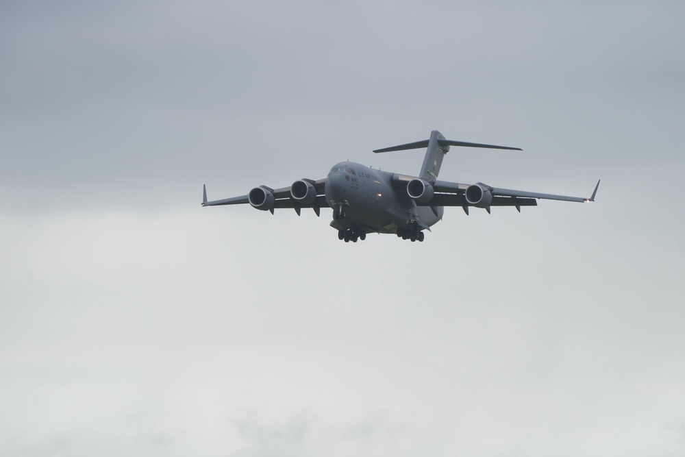 A US C-17 Globemaster coming into land at Dublin Airport (Niall Carson/PA) (PA Wire)