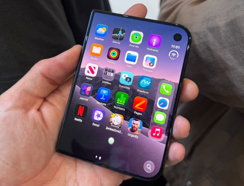 The iPhone Duo, in the hand (Andrew Griffin/The Independent)