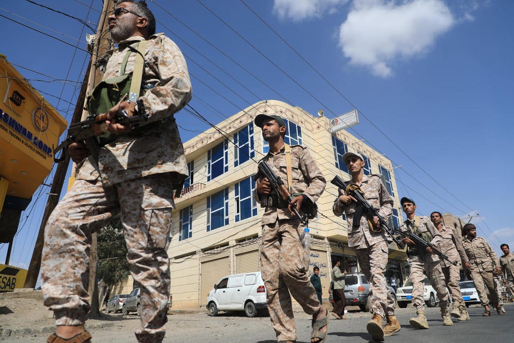 Image from: Iran-US war latest: Houthis strike Saudi mosque causing injuries after vital oil pipeline shut
