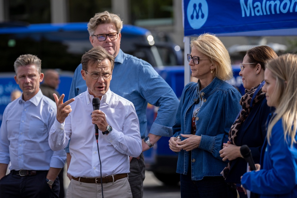 Swedish Moderate Party Ministers, from left, Pål Jonson, Ulf Kristersson, Gunnar Strömmer, Elisabeth Svantesson and Maria Malmer Stenergard hold an election rally in Malmö, Sweden, Saturday Sept. 5, 2026, ahead of general election on Sept. 13