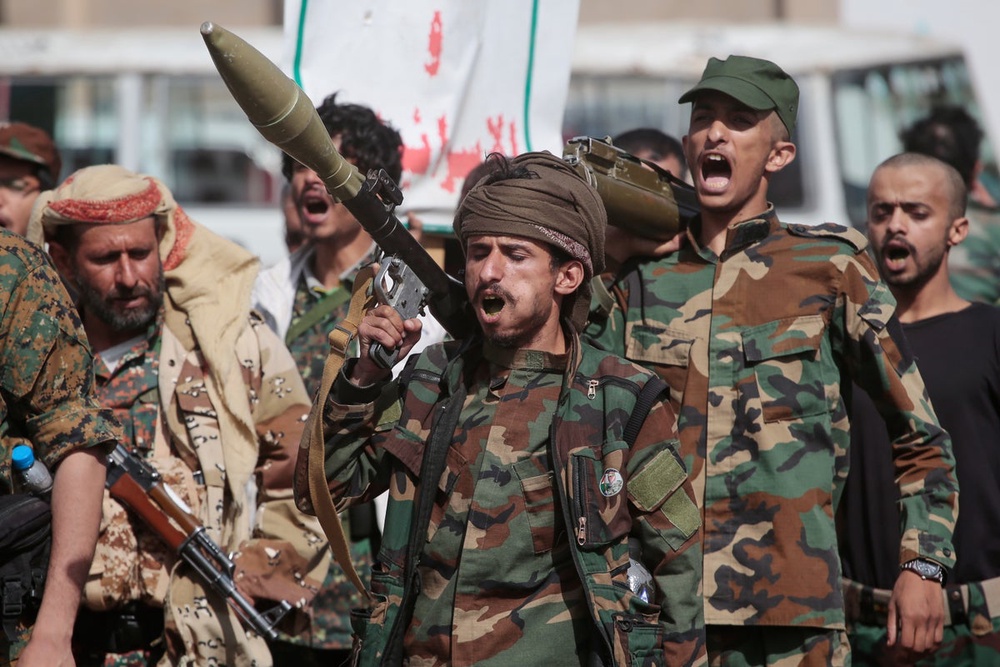 Image from: Iran-US war latest: Houthis strike Saudi mosque causing injuries after vital oil pipeline shut