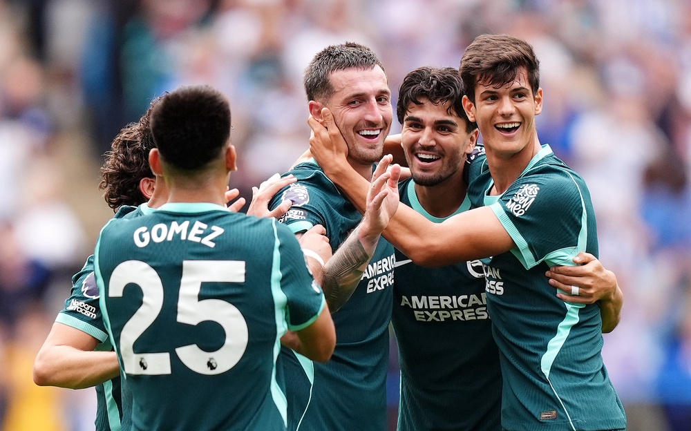Image from: Man United v Brighton LIVE: De Cuyper completes incredible turnaround as Seagulls win Carabao Cup thriller