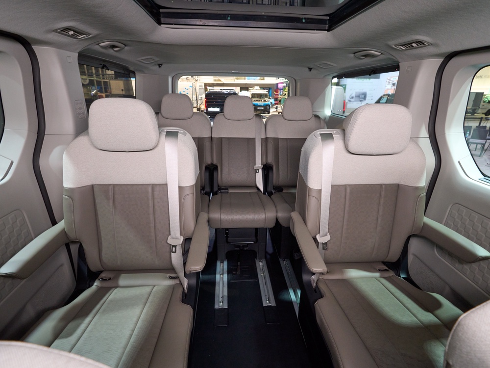 Passenger versions of the PV7 can seat up to nine people (Kia)
