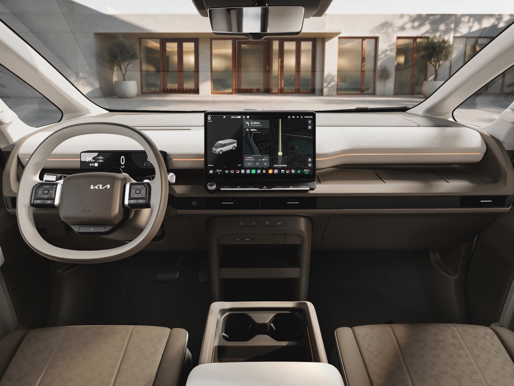 Like the smaller PV5, the PV7 van gets a car-like interior and tech (Kia)